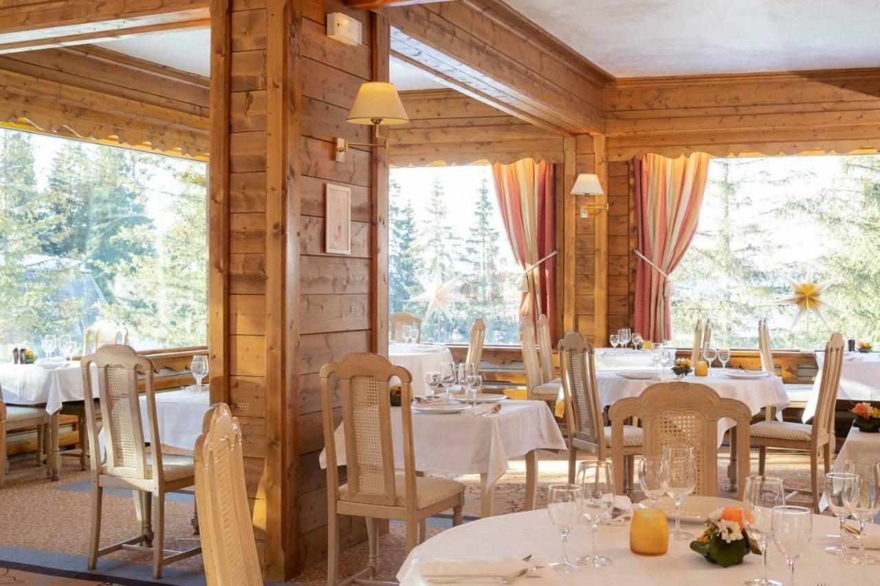 Hotel Les Ducs De Savoie Корчевел Екстериор снимка